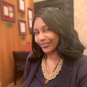 Meet your Posher, Monica